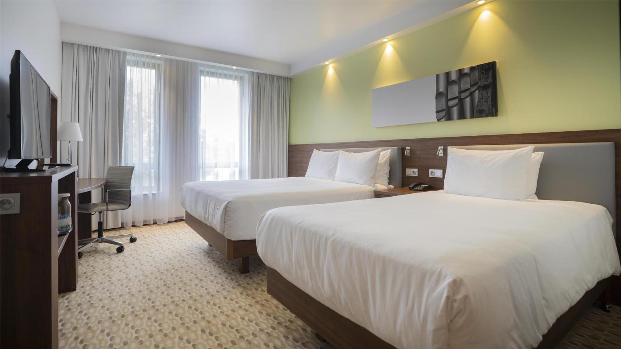 Hampton By Hilton Gdansk Oliwa — Photos 3